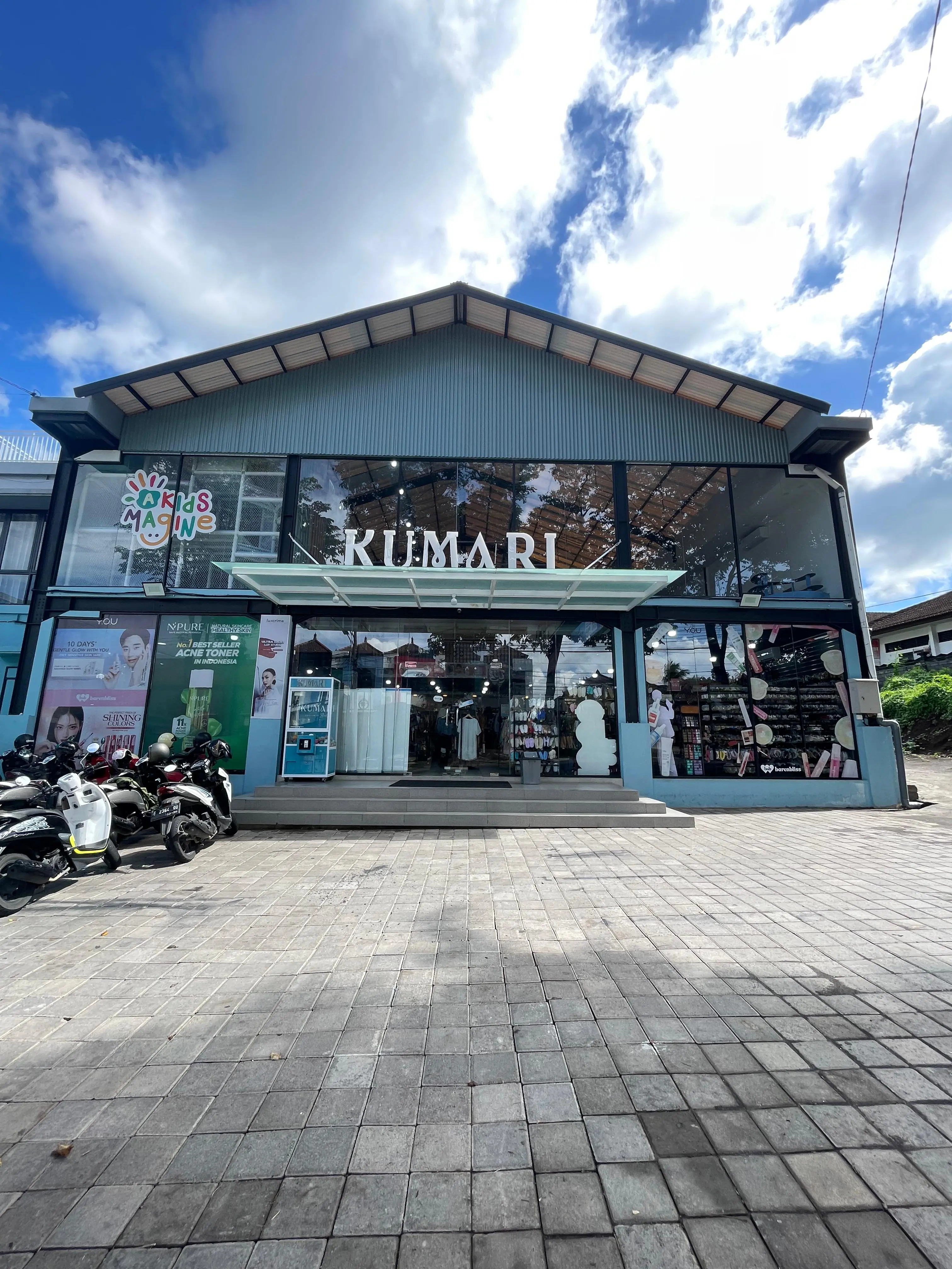 KUMARI COSMETIC &amp; FASHION