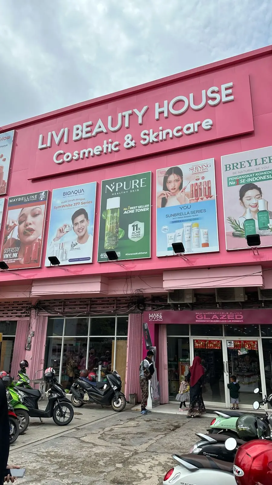 LIVI BEAUTY HOUSE