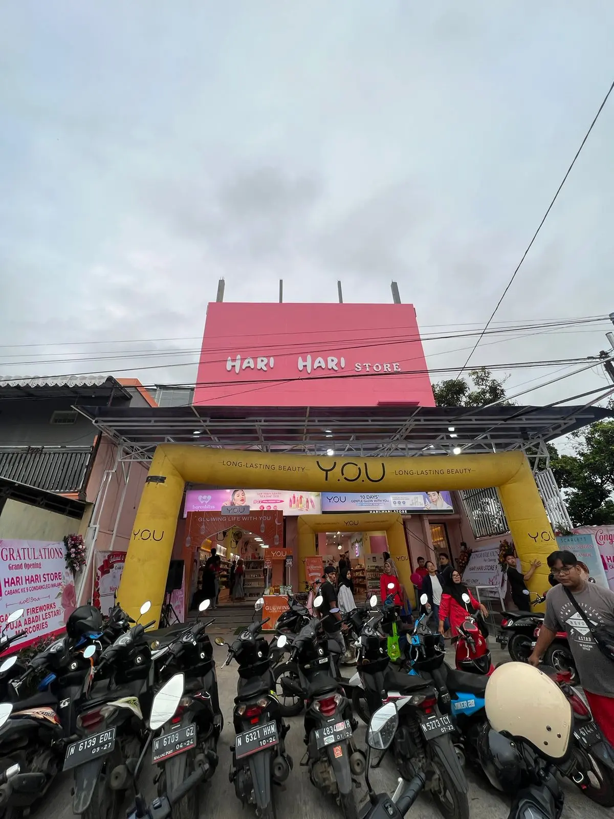 HARI-HARI STORE GONDANGLEGI