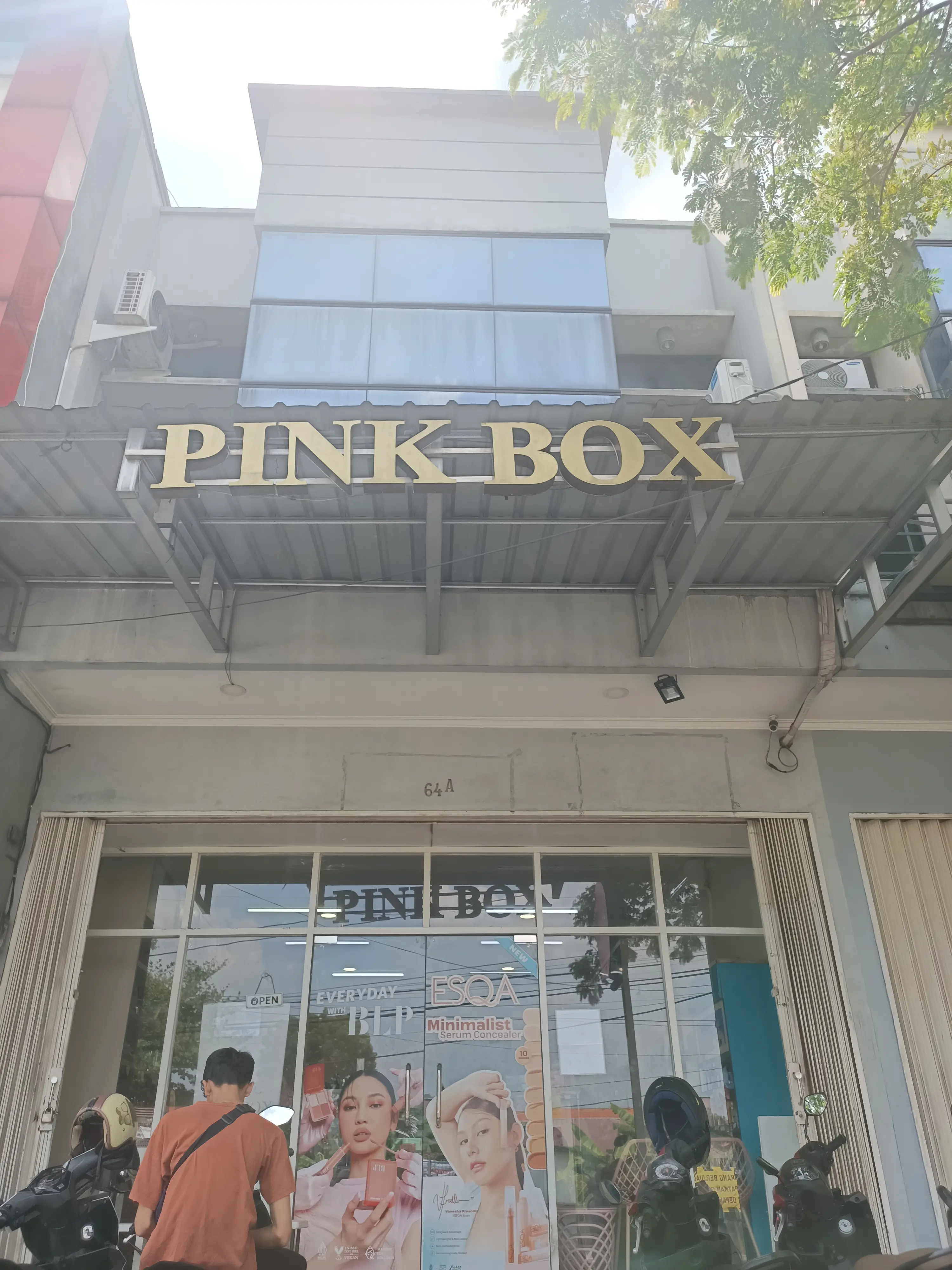 PINK BOX TEMBALANG